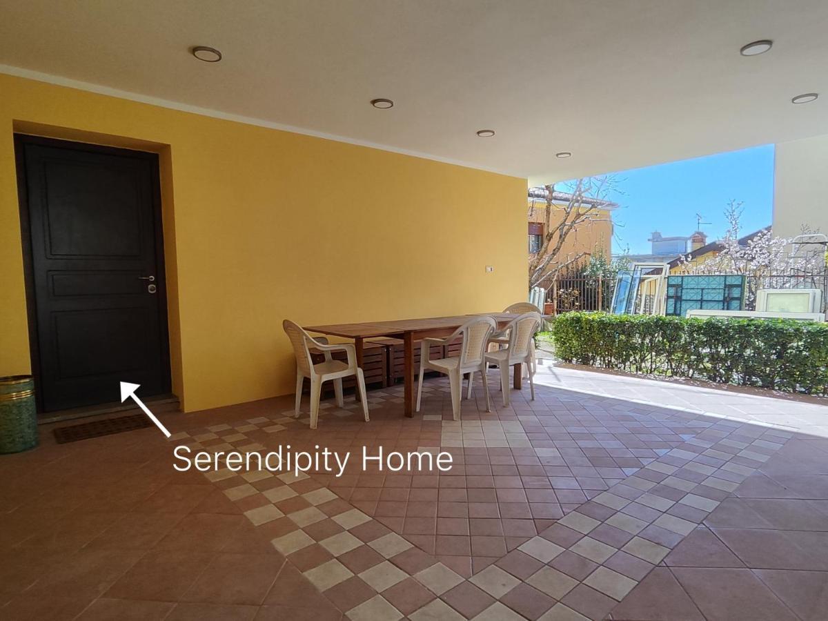 Casa Vacanza Serendipity Home トリエステ エクステリア 写真